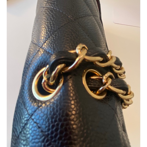 CHANEL Maxi Classic Double Flap - Picture 10 of 14